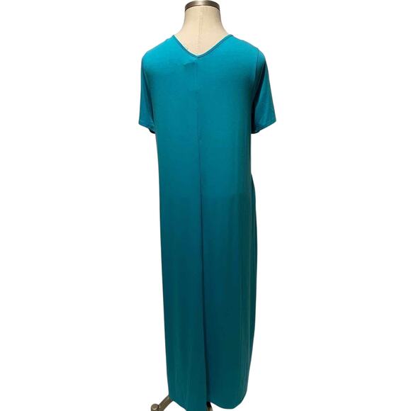 Zanana V-Neck Knit Maxi Dress – Effortless Comfort & Style - Picture 2 of 2